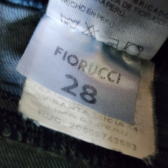 Vintage Fiorucci Skinny Crop Jeans - Picture 9 of 10